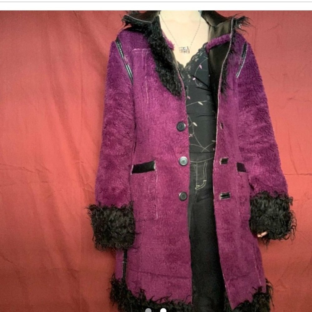 Iso!! Tripp purple coat reversiable